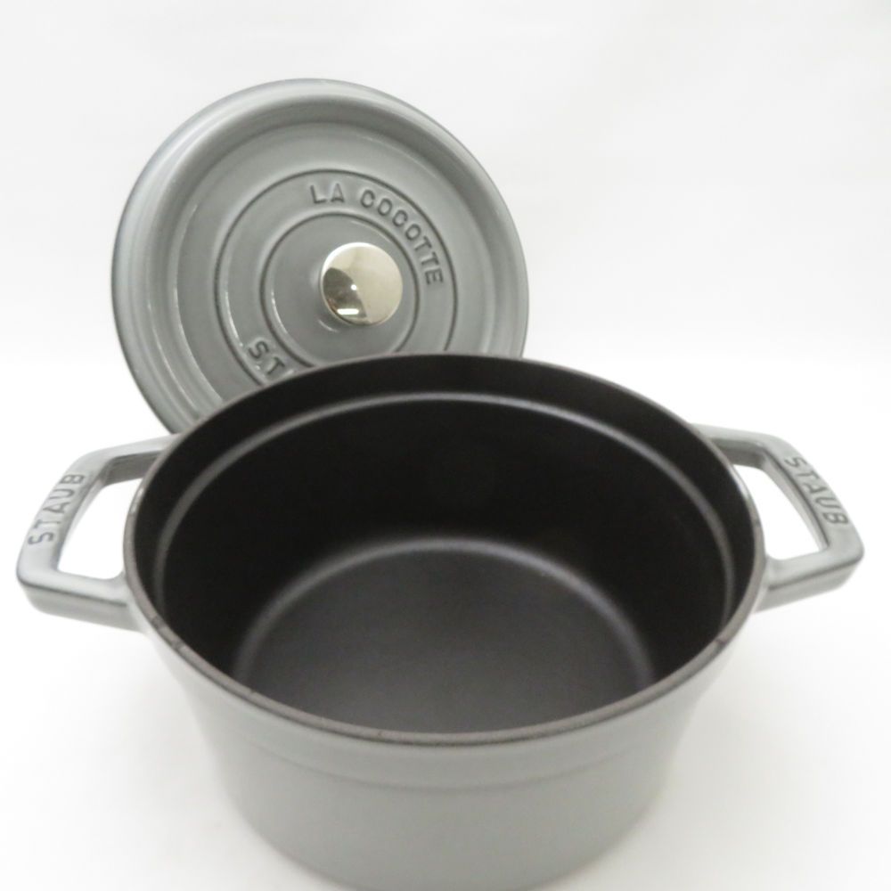 STAUB ストウブ ピコ ココット ラウンド 20 7 8 両手鍋 料理