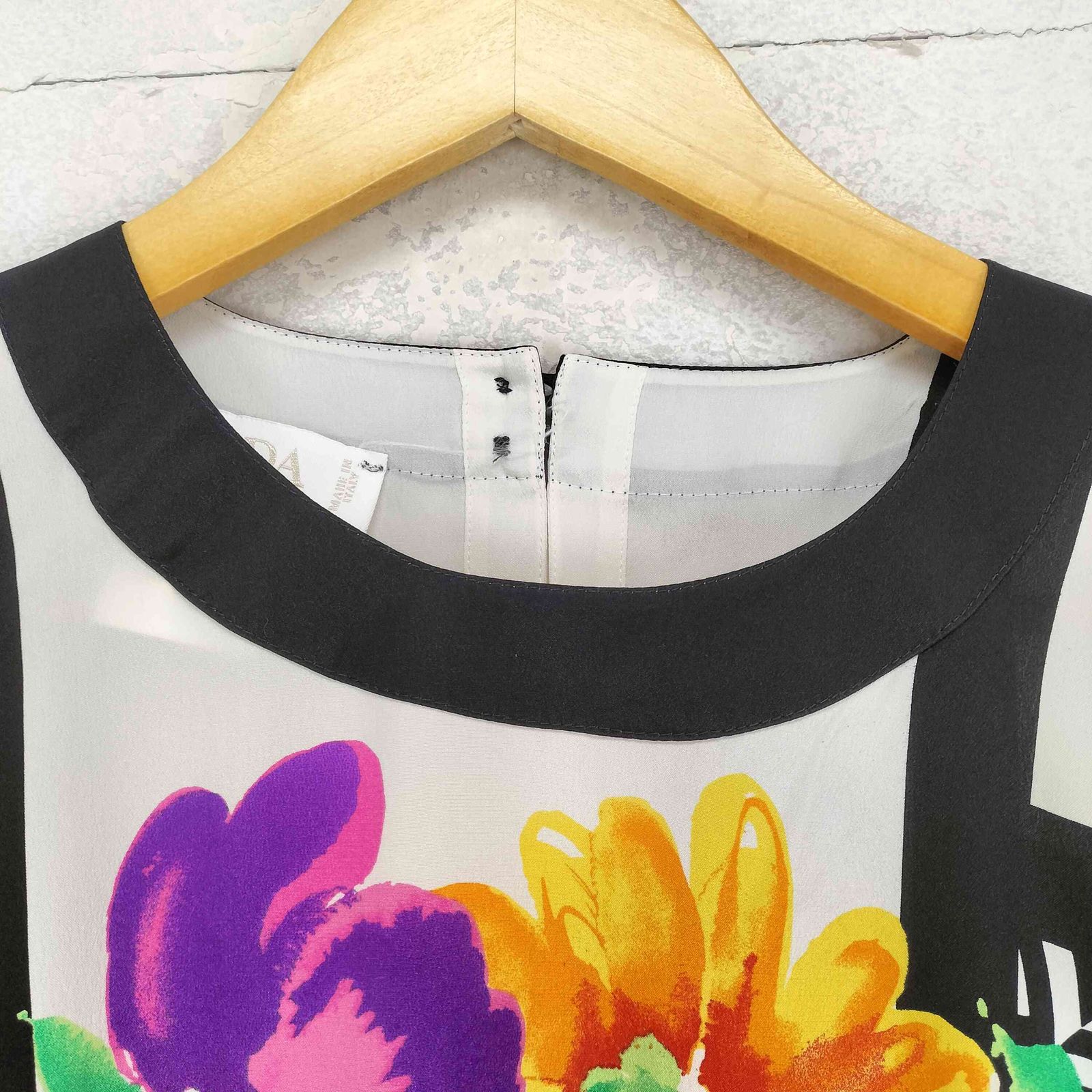 エスカーダ ESCADA 花柄シルクボディスーツ レディース 36 - メルカリ