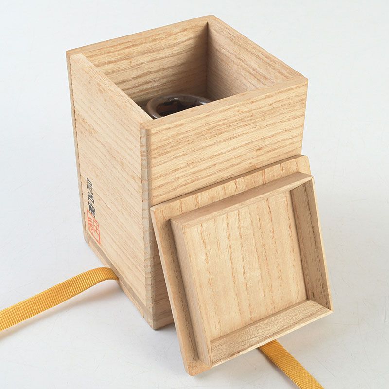 茶道具 尾戸焼 土居庄次作 肩衝茶入 仕覆付 共箱 V S519 - メルカリ