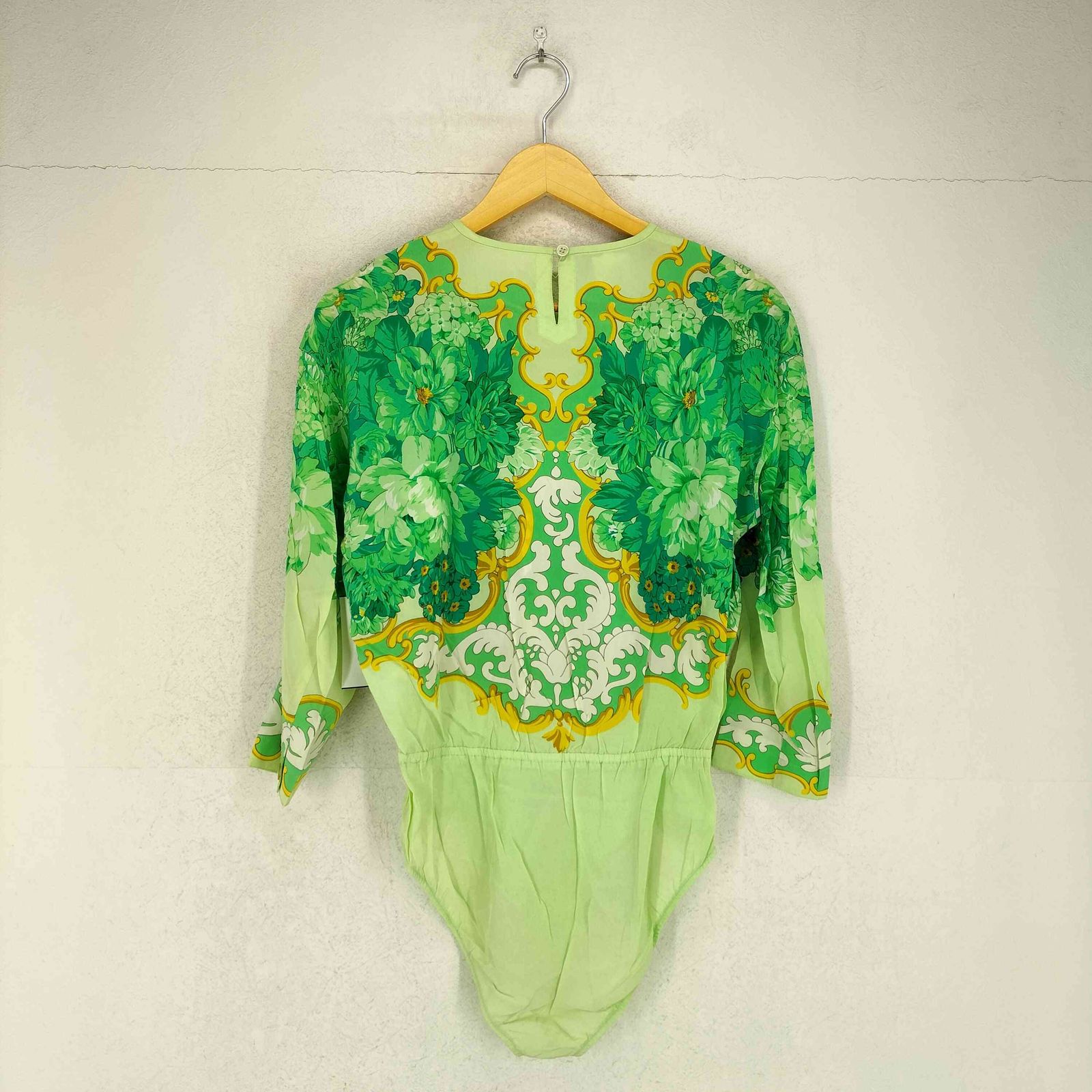 エスカーダ ESCADA 総柄シルクボディスーツ レディース 36 - メルカリ