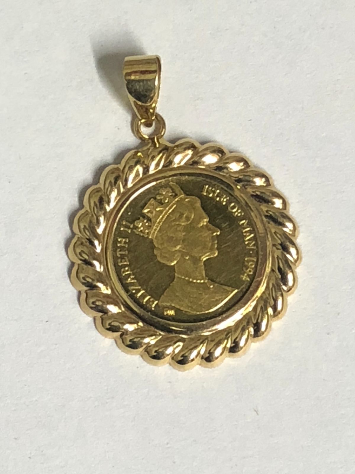 1994年 エリザベス2世 マン島キャット 金貨 1 25ｏｚ K 24 純金ペンダント コイン 18枠付き イエローゴールド 総重量2.1ｇ
