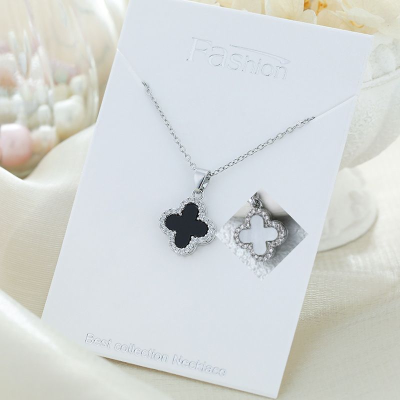 上品な四つ葉のクローバーネックレス 女性用 18Kゴールドメッキ