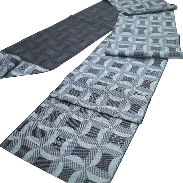 本場筑前博多織 スリーシーズン 八寸名古屋帯 新品未使用品 金糸 正絹 Q774 新古品】 名古屋帯 未使用 本場筑前博多織 正絹 全通 八寸 博多織 博多