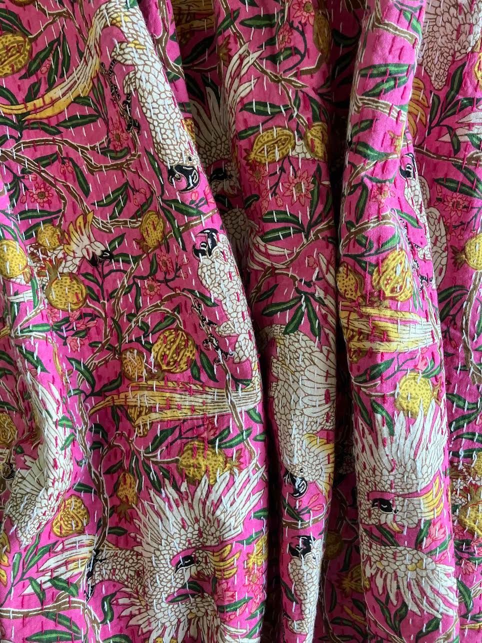 カンタキルト マルチカバー #88 Pink Bird Garden - メルカリ