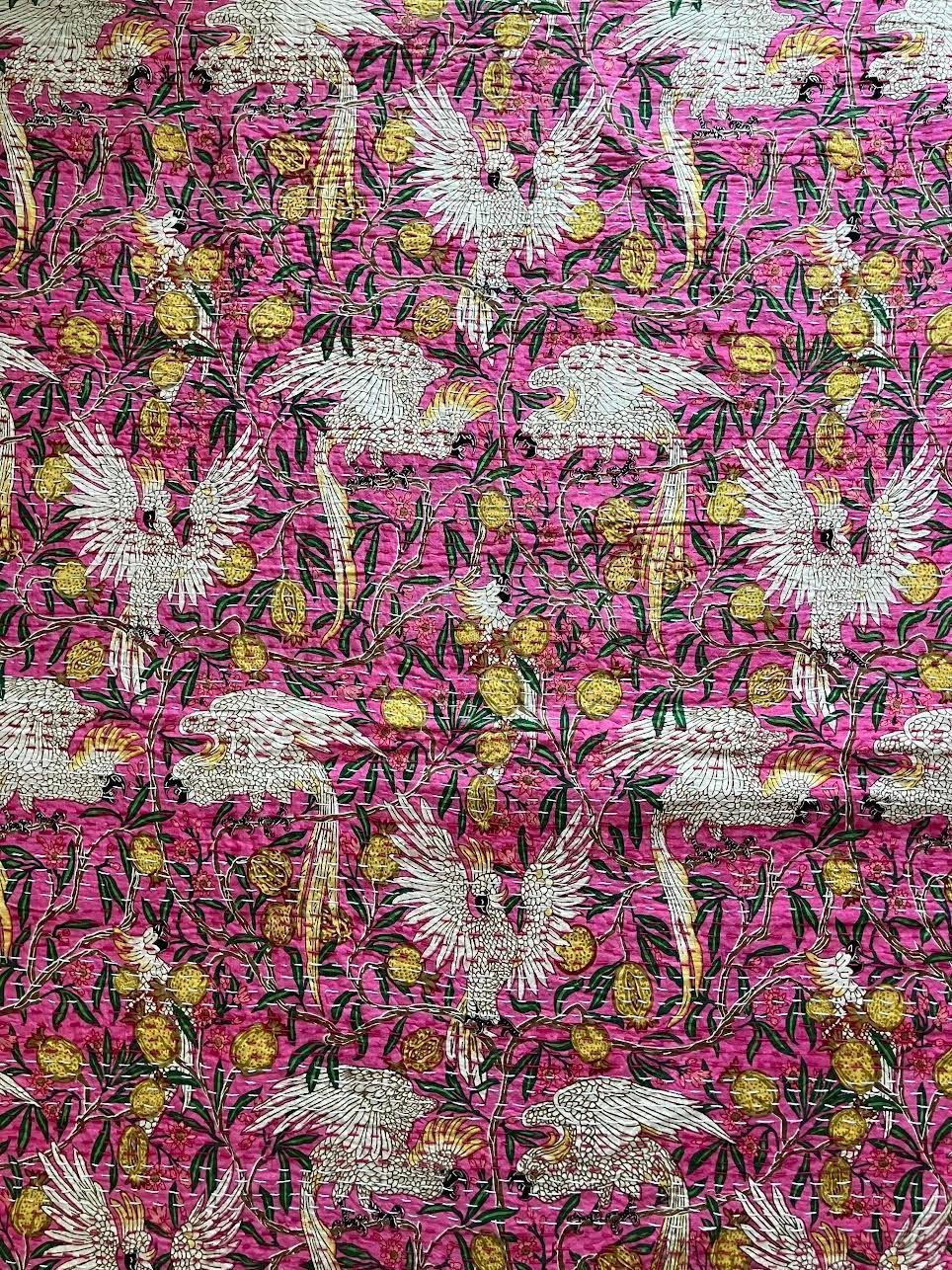 カンタキルト マルチカバー #88 Pink Bird Garden - メルカリ