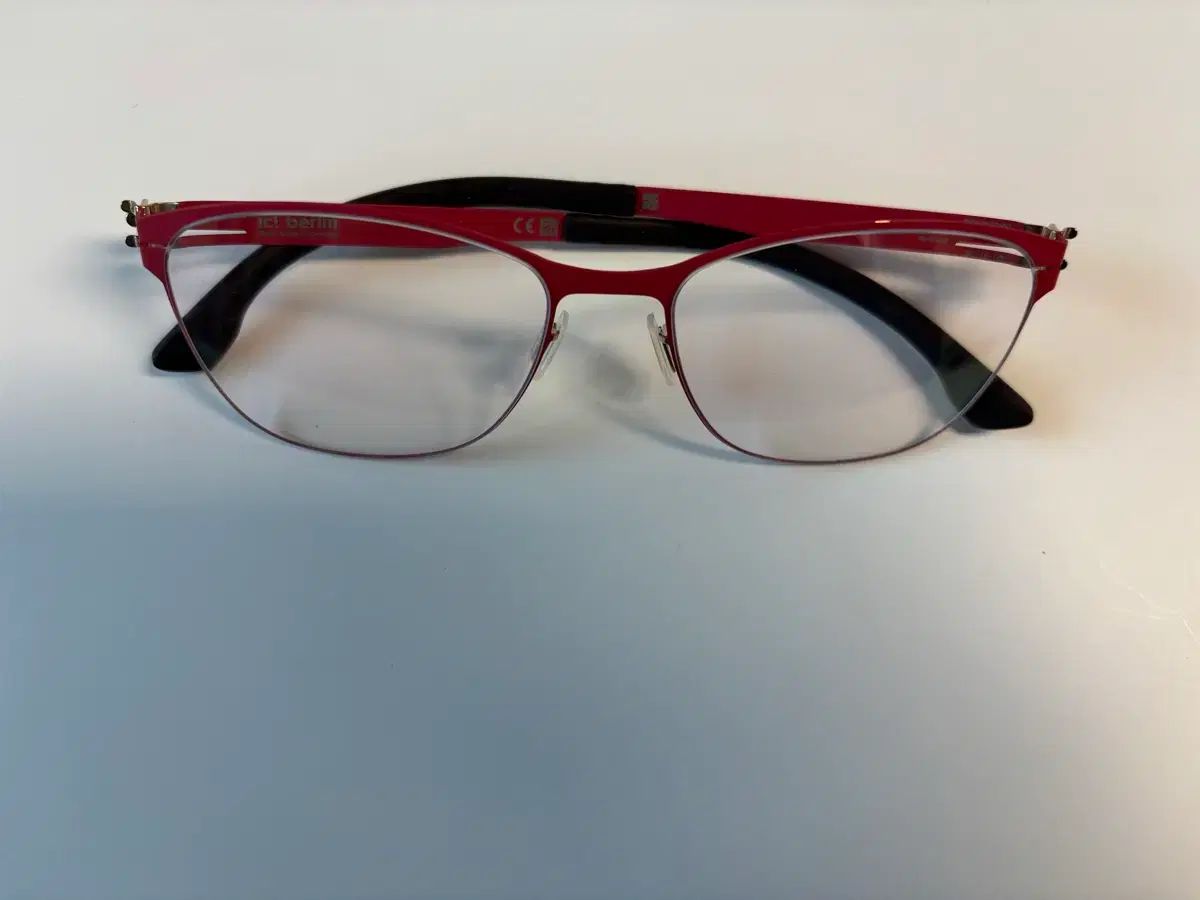 アイシーベルリン メガネ sonja