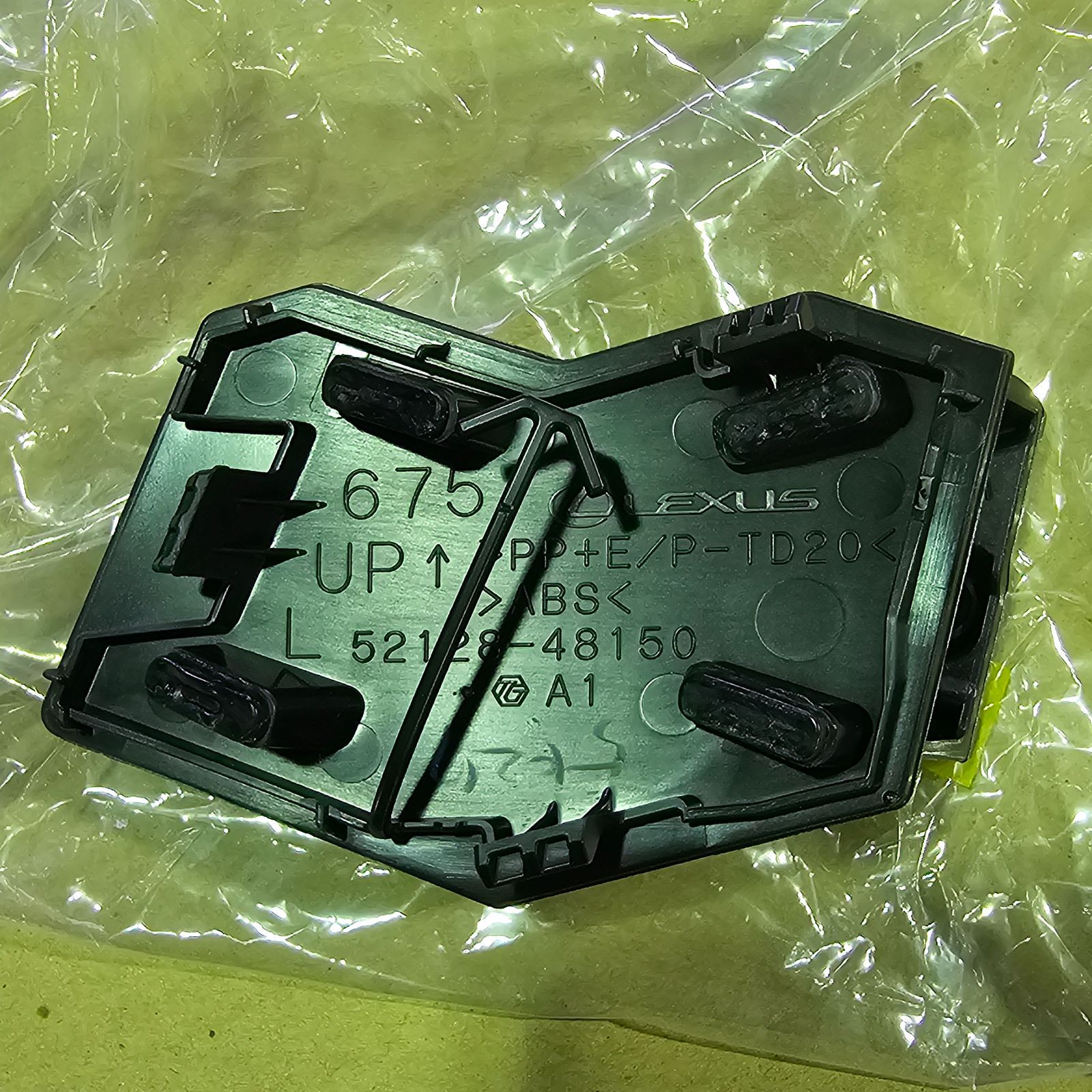 未使用】レクサス 純正ラジエータグリル RX F スポーツ 20系 品番