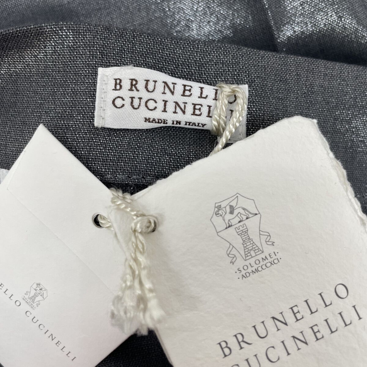 ﾗｯﾌﾟｽｶｰﾄ 42