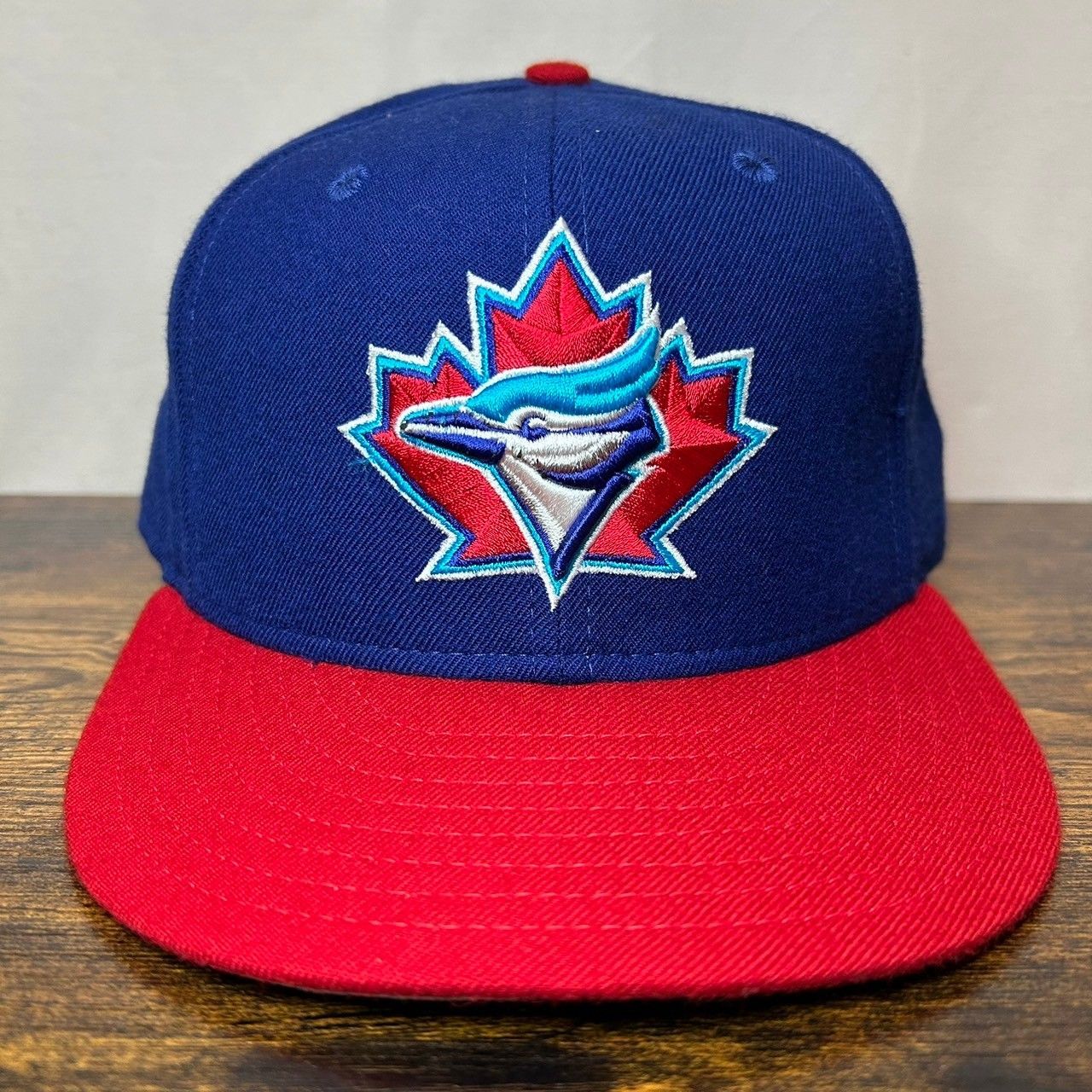 C83 ニューエラ 本物 59 ブルージェイズ MLB usa製 ヴィンテージ1580 C83 ニューエラ 本物 59 ブルージェイズ MLB usa製 ヴィンテージ1580