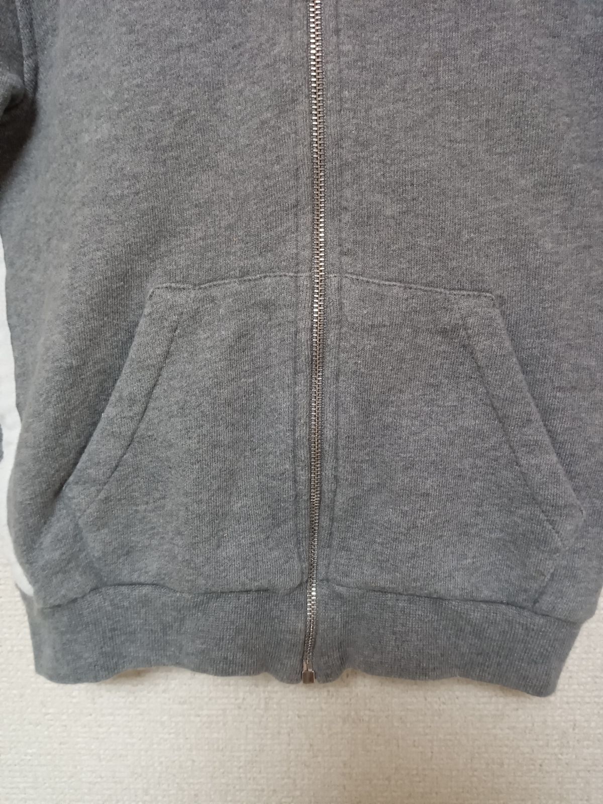 極美品✨GUCCI シェリーライン　ジップ　グレー　トレーナー　ジップ　キッズ5 GUCCIグッチジップパーカーベビーキッズグレーサイズ24（85-90cm相当