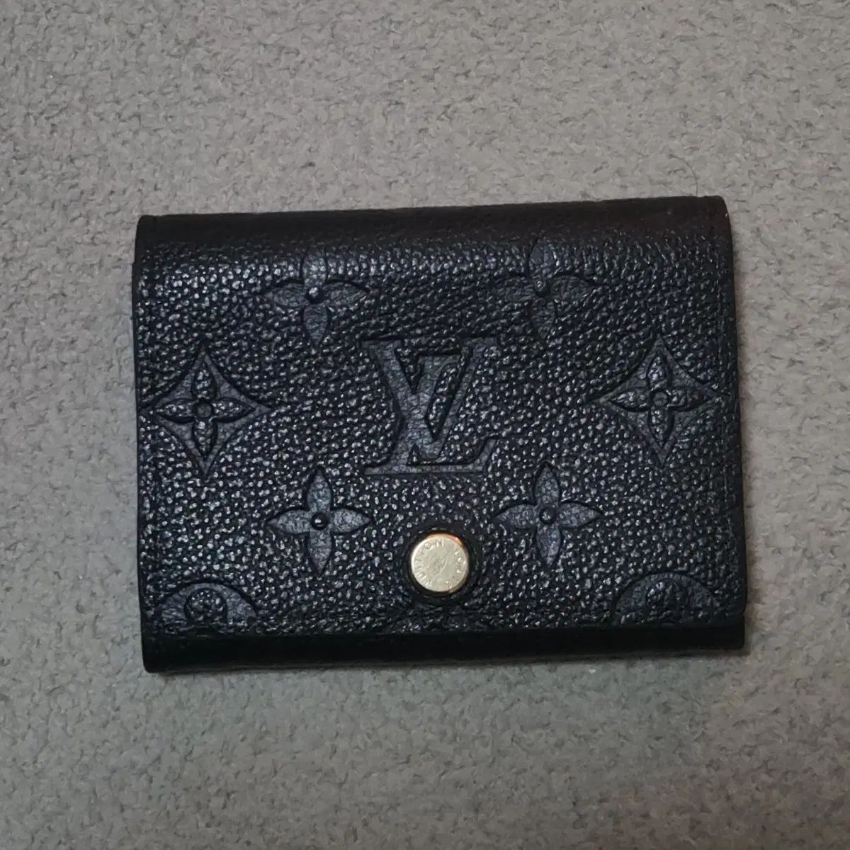 ルイヴィトン アンインペラント ビーズ カードウォレット