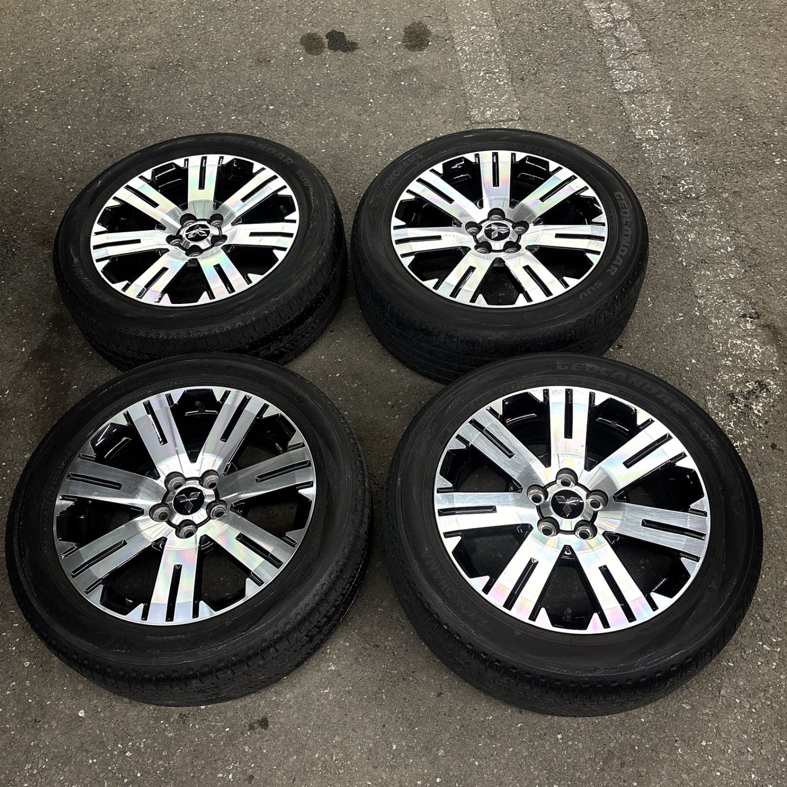 三菱 デリカD 5 CV１W ホイールタイヤセット 225 55 R 18