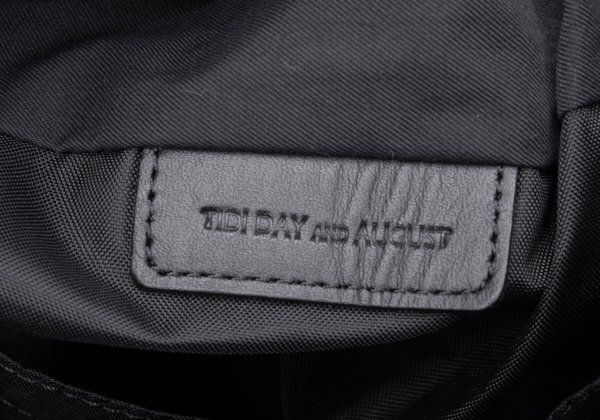 ティディデイアンドオーガストTIDI DAY