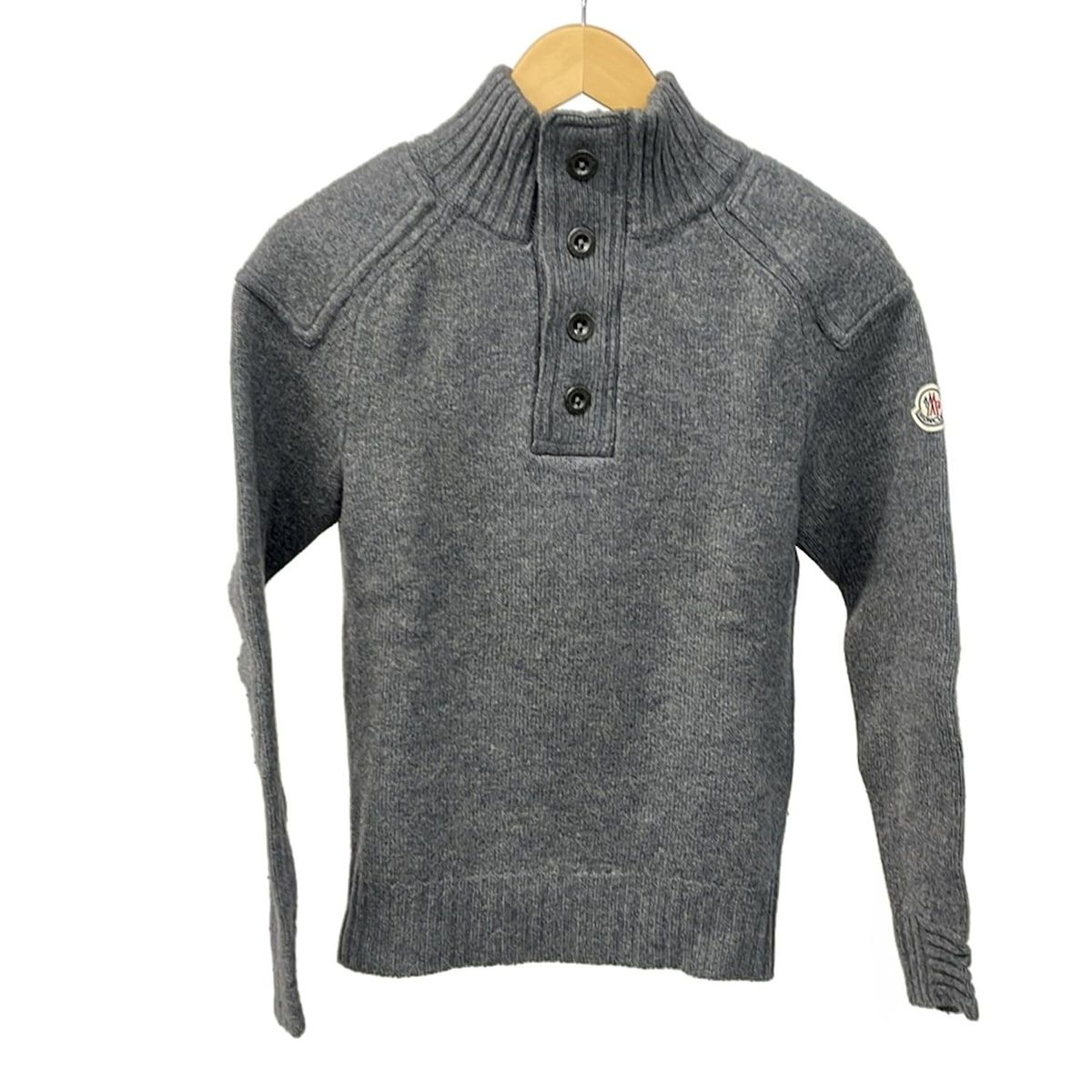 ミ*ト様 MONCLER モンクレール 春ニット グレー 美品 MONCLER(モンクレール) 長袖セーター サイズM美品 MAGLIONE TRICOT