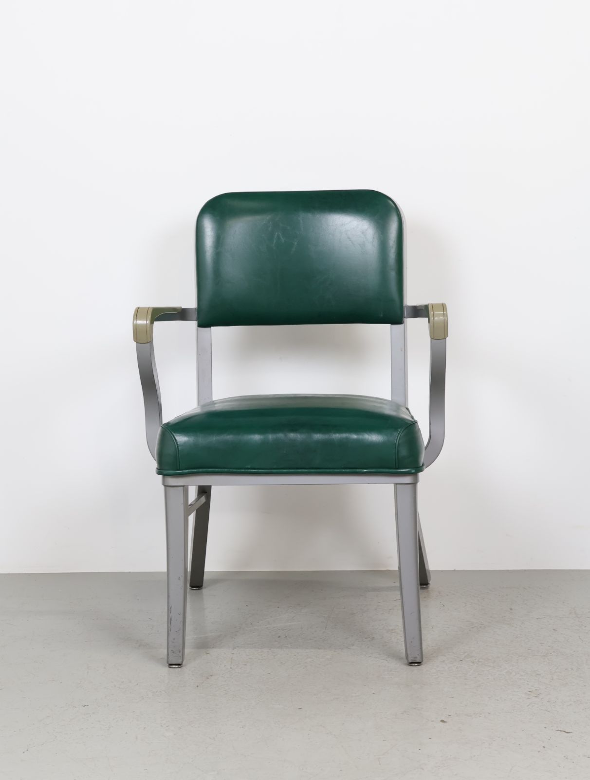 グリーンビニールレザー