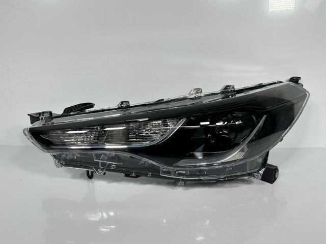 極美品/破損キズなし/低走行 カローラクロス ZVG11 ZSG10 ZVG15 純正