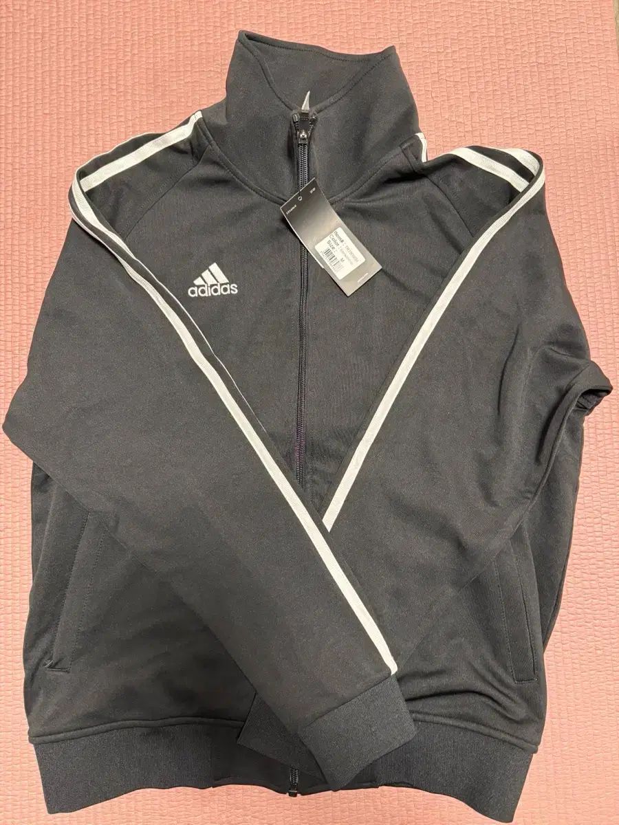 アディダス ブラック トレーニングウェア セット M