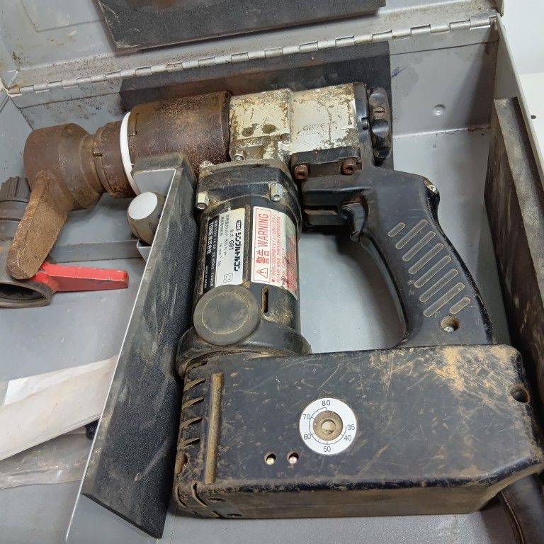 TONE トネ ナットランナーシンプルトルコン GSR 81 T 程度C ケース付