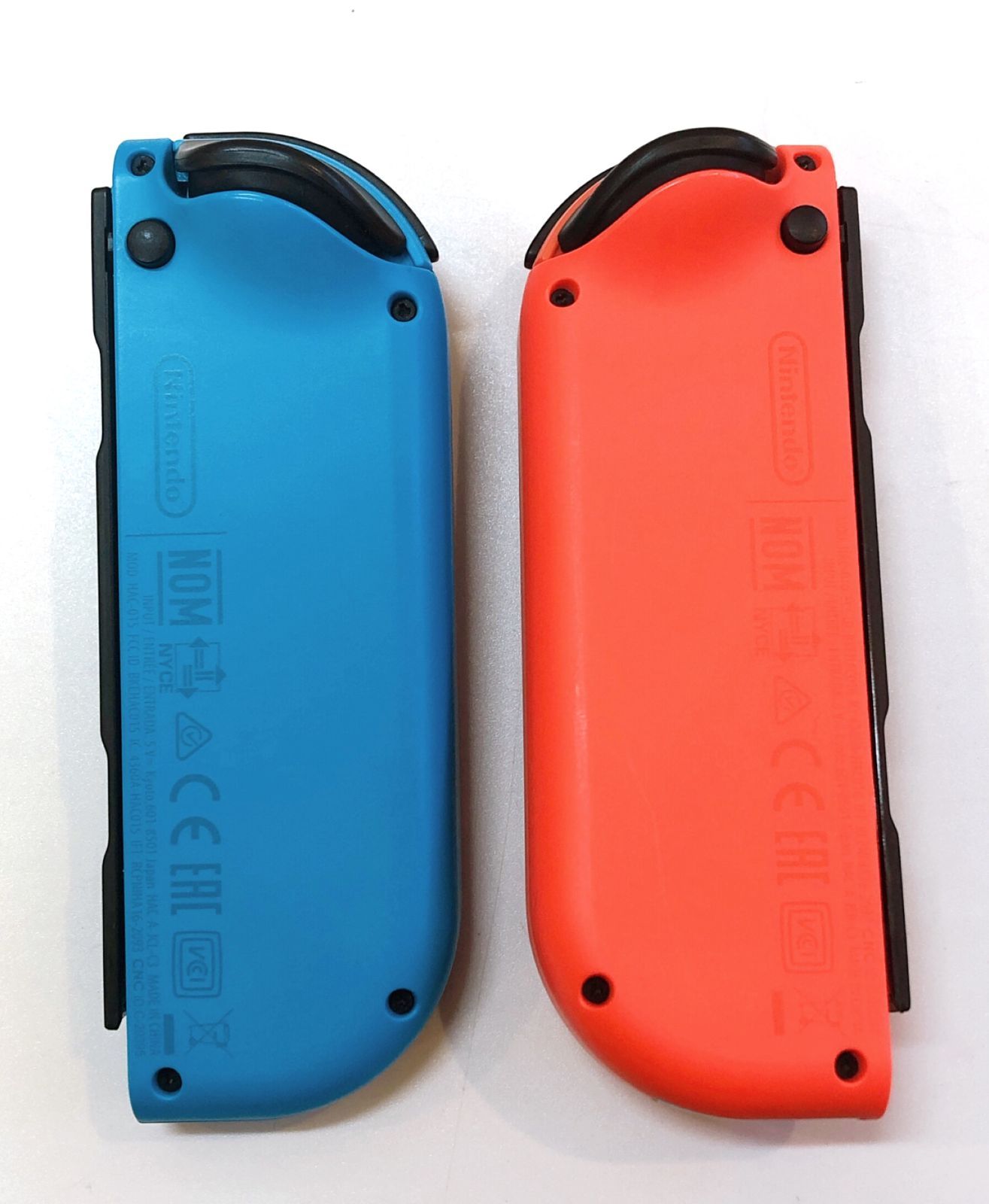 3373】ニンテンドー スイッチ ネオンブルー&レッド HAC-001 2018年製