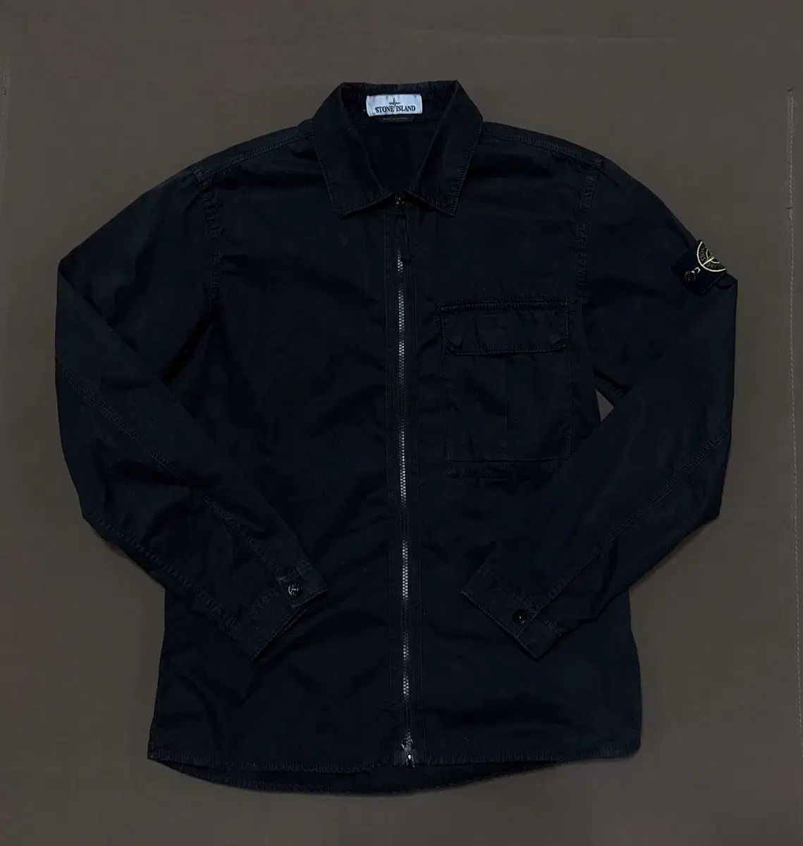 ストーンアイランド オーバーサイズシャツ