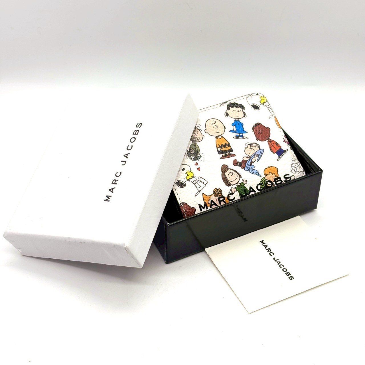 大人可愛い遊び心】 MARC JACOBS マークジェイコブス 二つ折り財布