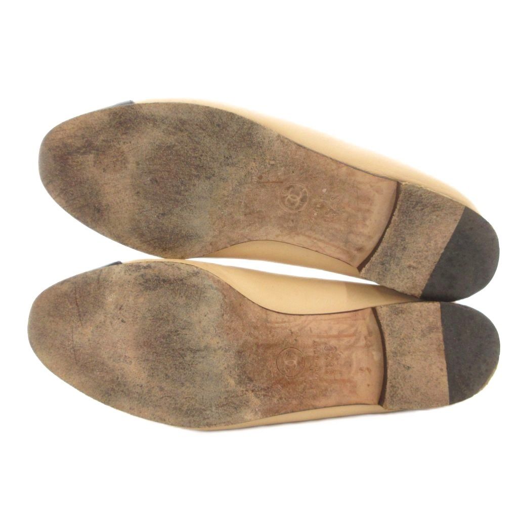 CHANEL 24cm バレエ　フラット ベージュ　ココマーク　バイカラー 黒 CHANEL シャネル24cm バレエココマーク柄バイカラー フラット