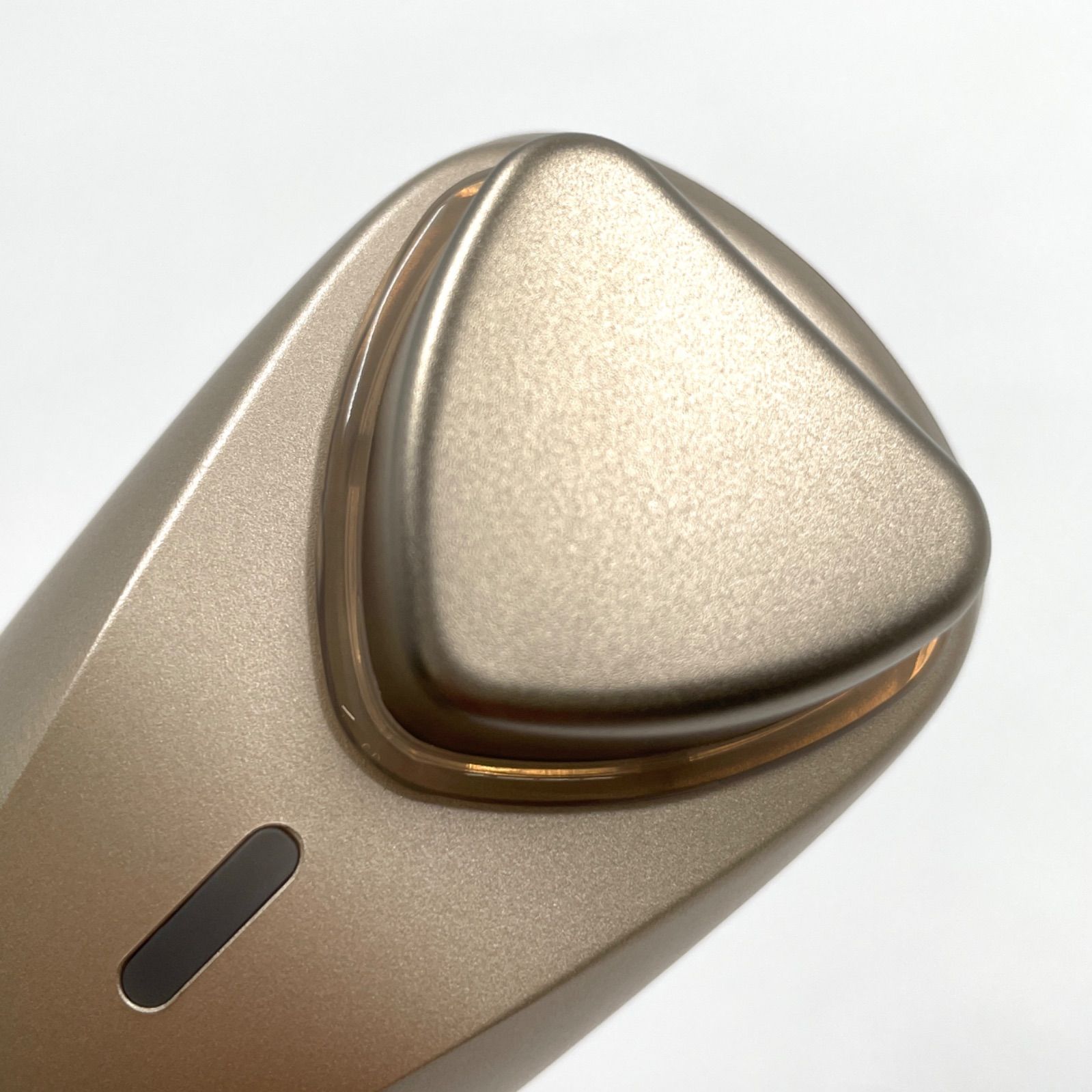 1218A Panasonic イオン美顔器 イオンブースト EH-ST99 ゴールド