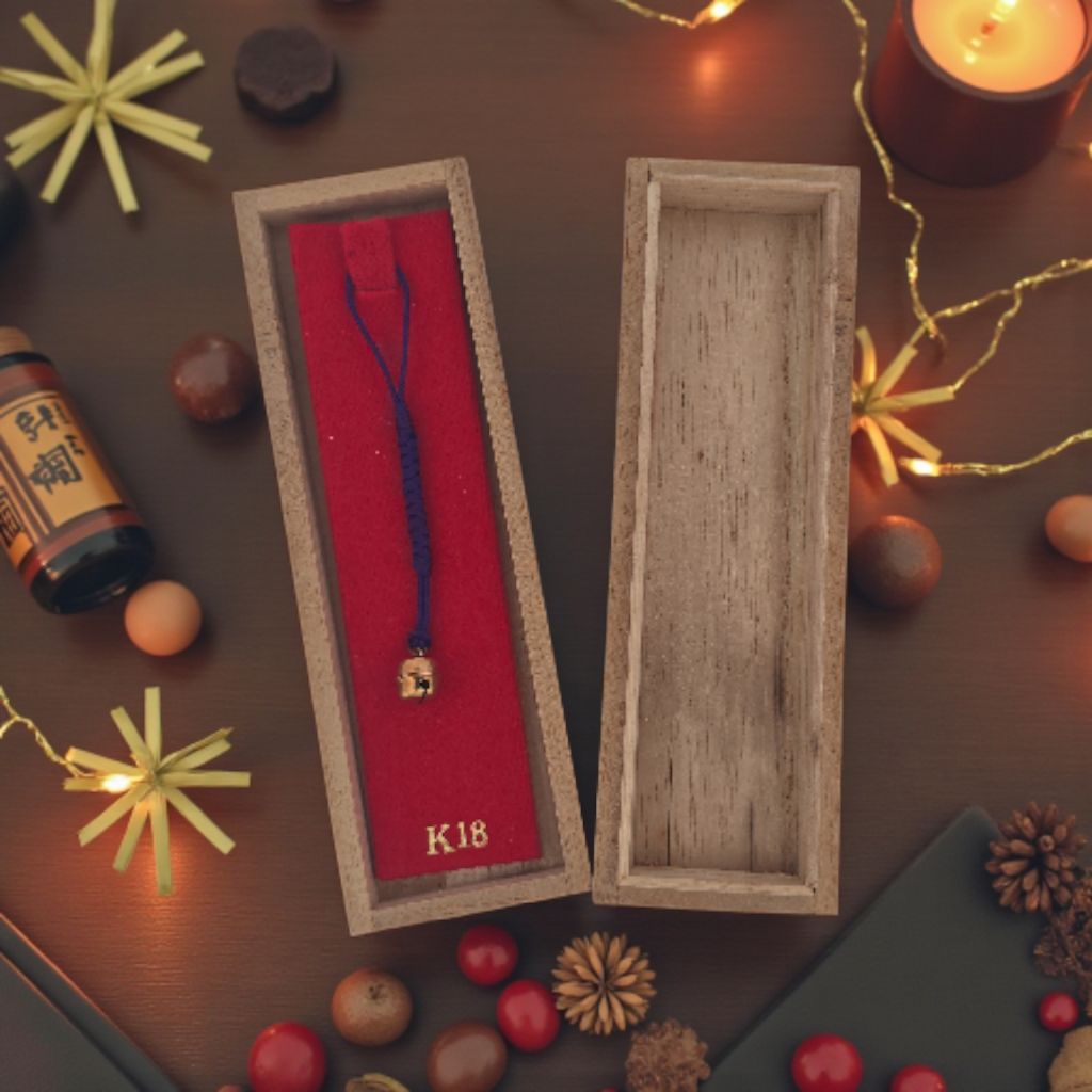 K 18 ゴールド 鈴 チャームストラップ 金根付 0 76 g 金工芸開運アイテム