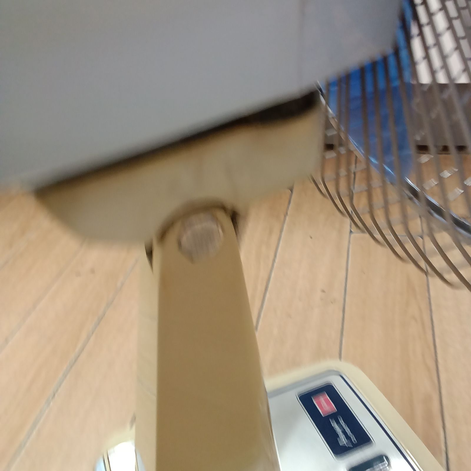 ☆リユースのサカイつくば店☆ TOSHIBA 昭和レトロ 扇風機 東芝