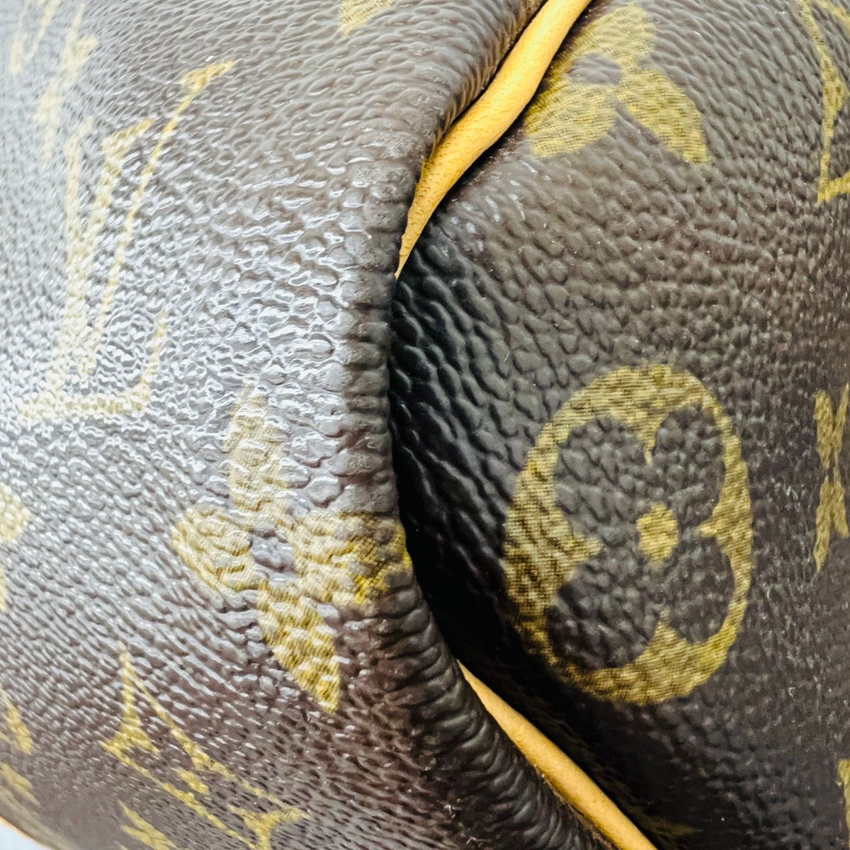 ボストンバッグ M