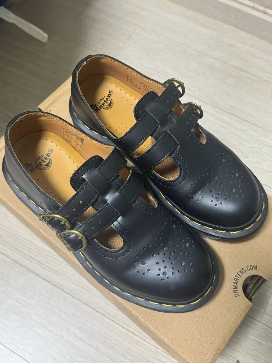 DR. MARTENS ドクターマーチン メリージェーン 8065 230 mm
