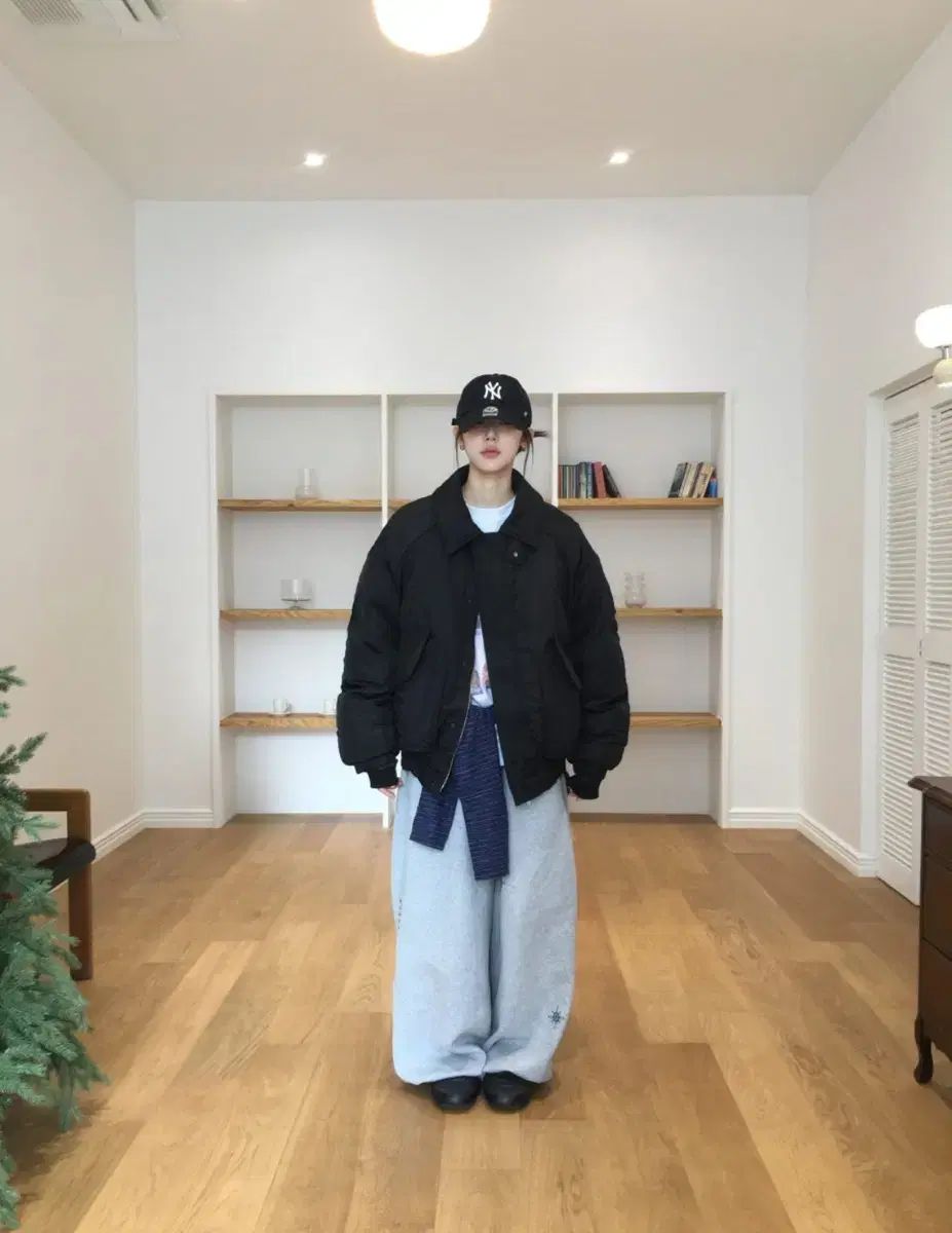 シオアシャーリングCOOKYダウン ブラック