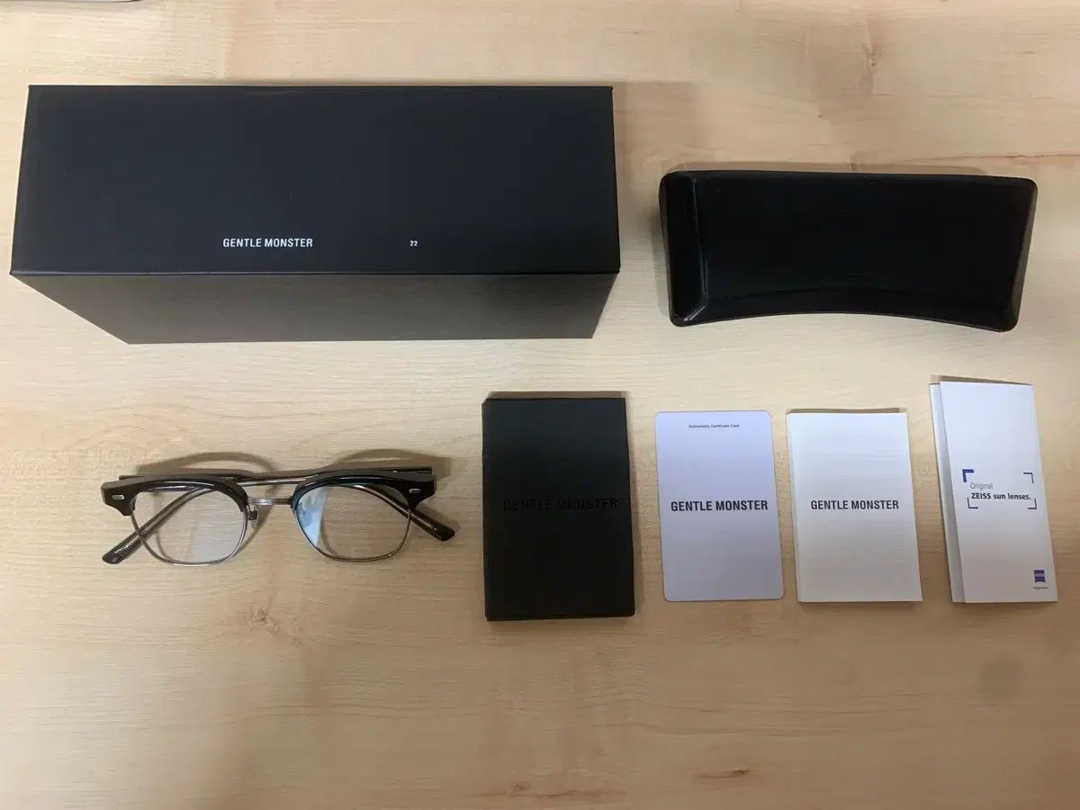 GENTLE MONSTER ジェントルモンスター Laoke ローク 01