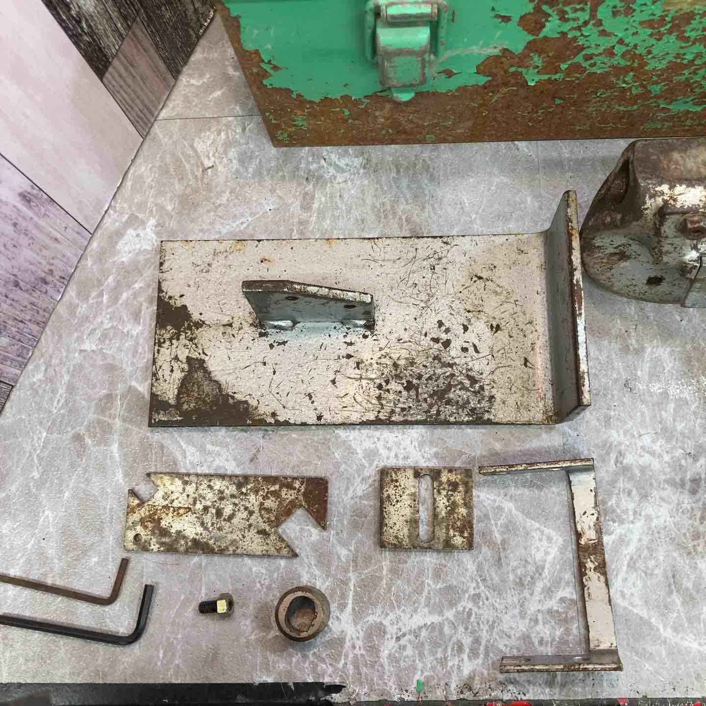 育良精機 イクラ IKURA ミニパンチャー IS-14 MP