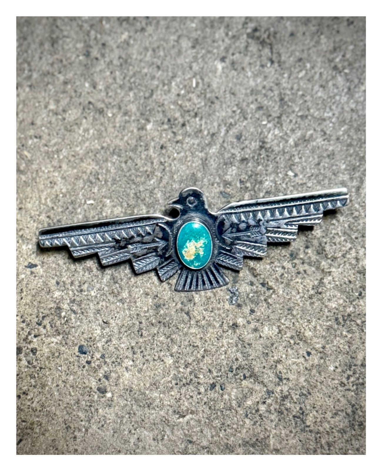 ナバホ サンダーバード ターコイズ ブローチ ヴィンテージ シルバー フレッドハービー