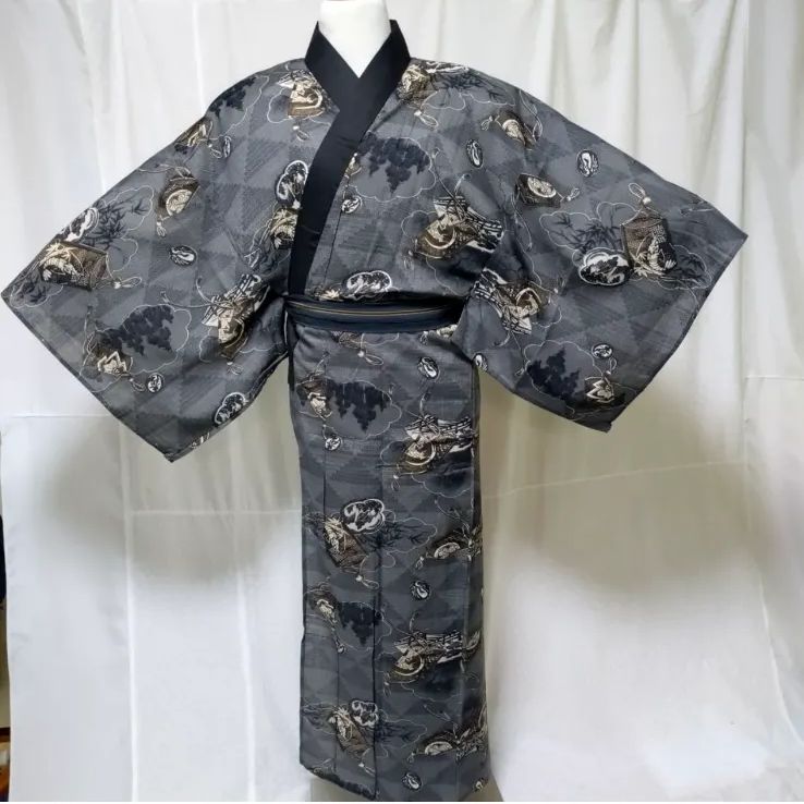  男物本場奄美大島紬アンサンブルフルセット100亀甲 証紙付き 正絹 着物セット 着物 浴衣