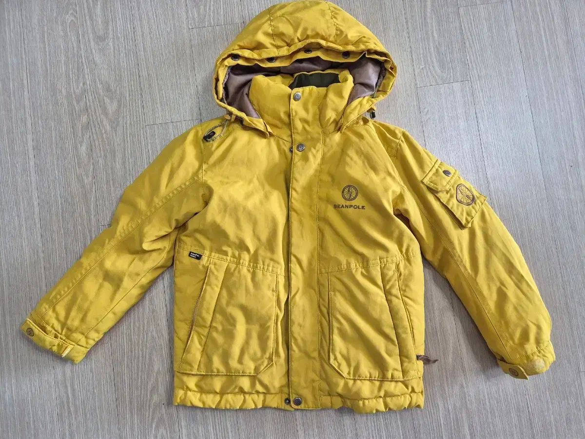 BEAN POLE Outdoor ビーンポール ジャケット ウィンドブレーカー アウトドア 0 公式通販 進化と伝統、どちらもここに。「」のアウトドアと日常の垣根を 1 （ ） outdoor ダウン and
