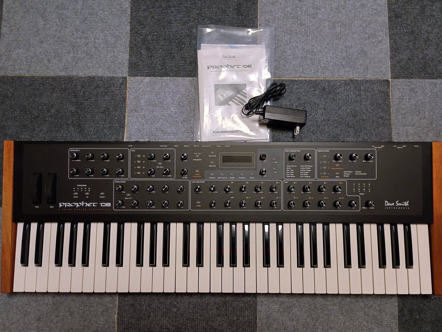 現状品／完動】Dave Smith Instruments Prophet-08 PE｜純正AC