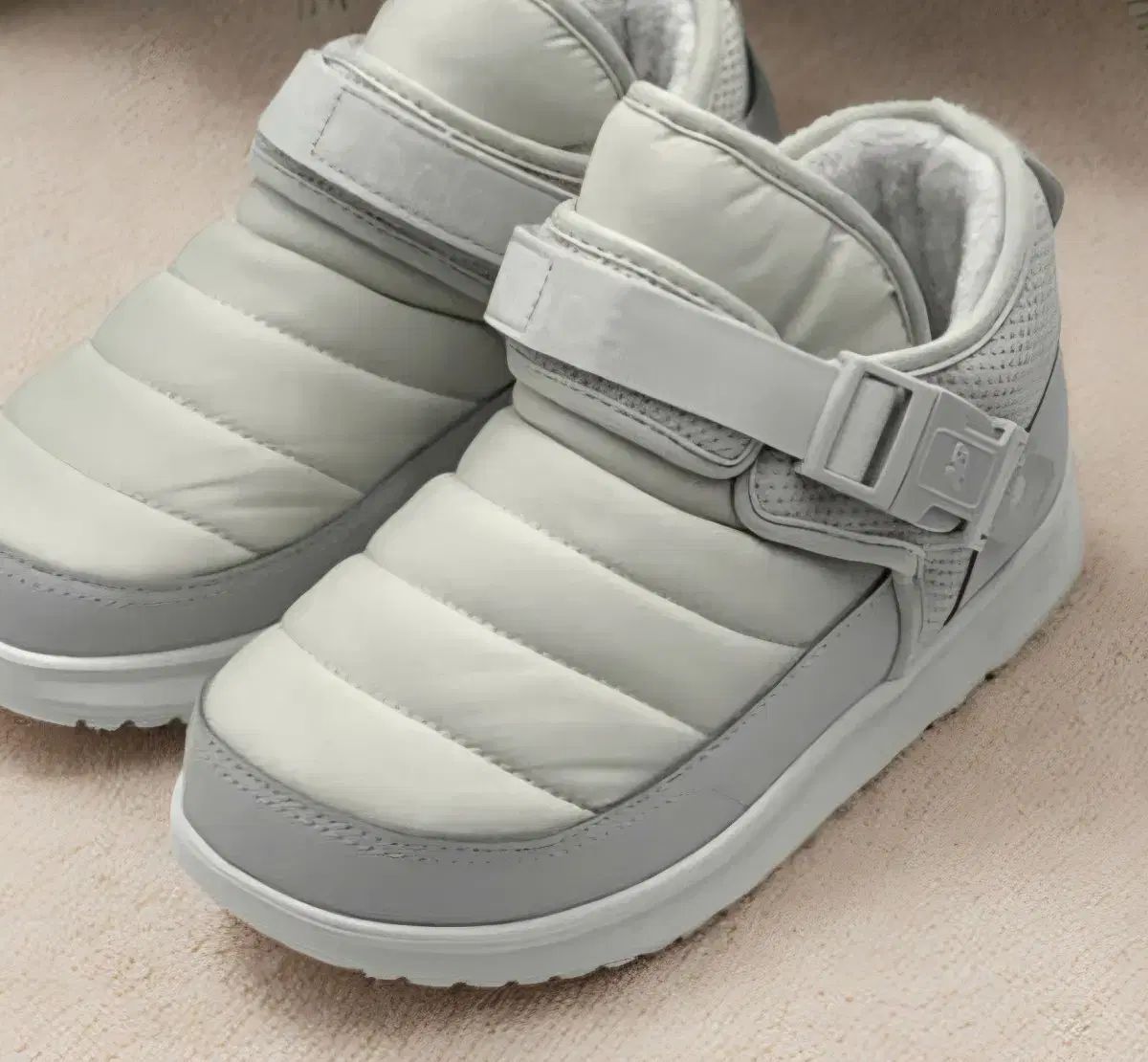 ニュー ンス キッズ ロークルー 防寒 ブーツ 200 サイズ