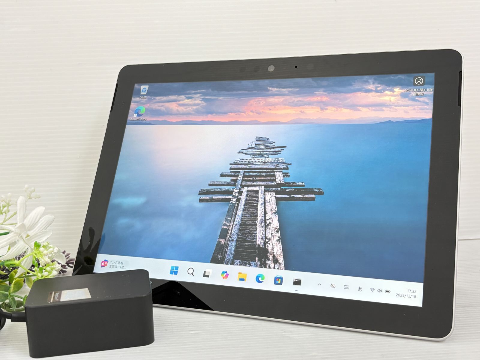 バッテリー良好 SURFACE GO model 1825 Pentium 4415 Y 1.6 Ghz RAM 8 GB SSD 128 LTEAdvanced 10インチ Win 11 動作品