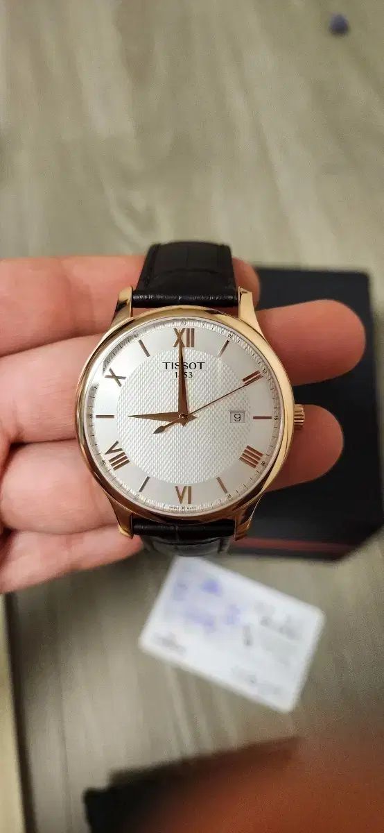 ティソ トラディション クオーツ ゴールド Tシャツ