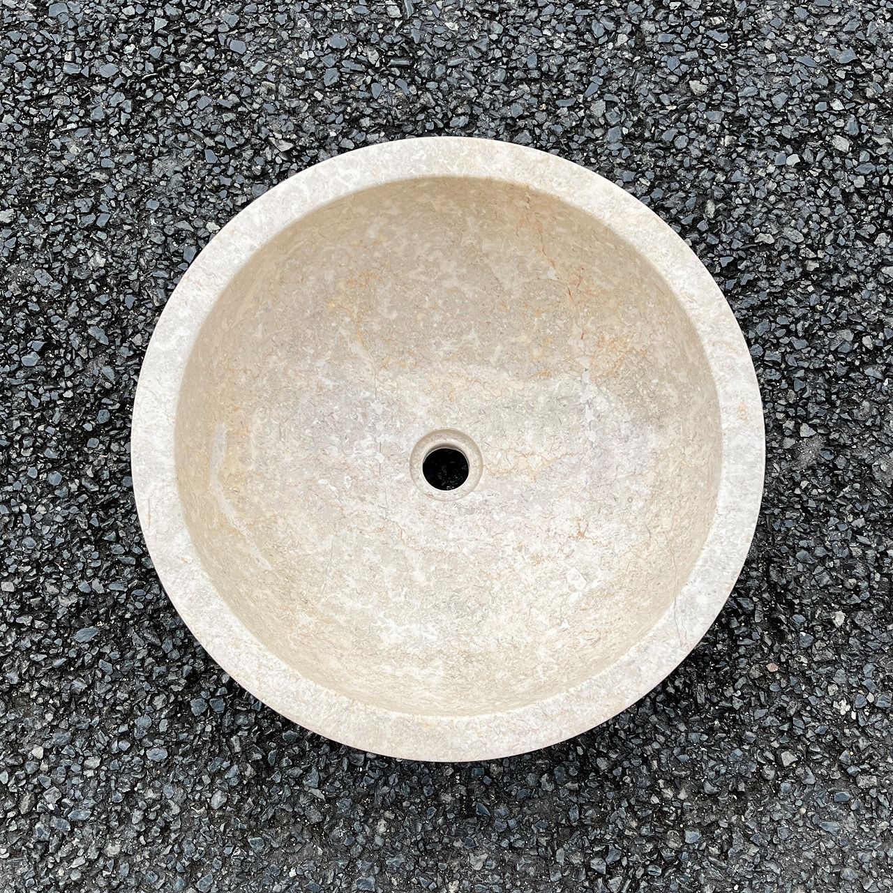 天然大理石 洗面ボウル 直径45 cmX高さ15 cm ベージュ ナチュラルマーブルストーン 洗面台 手洗い トイレ エクステリア ガーデン 立水栓水受け皿 シンク 丸鉢 排水栓 カクダイ4300-32付き DIY 250985
