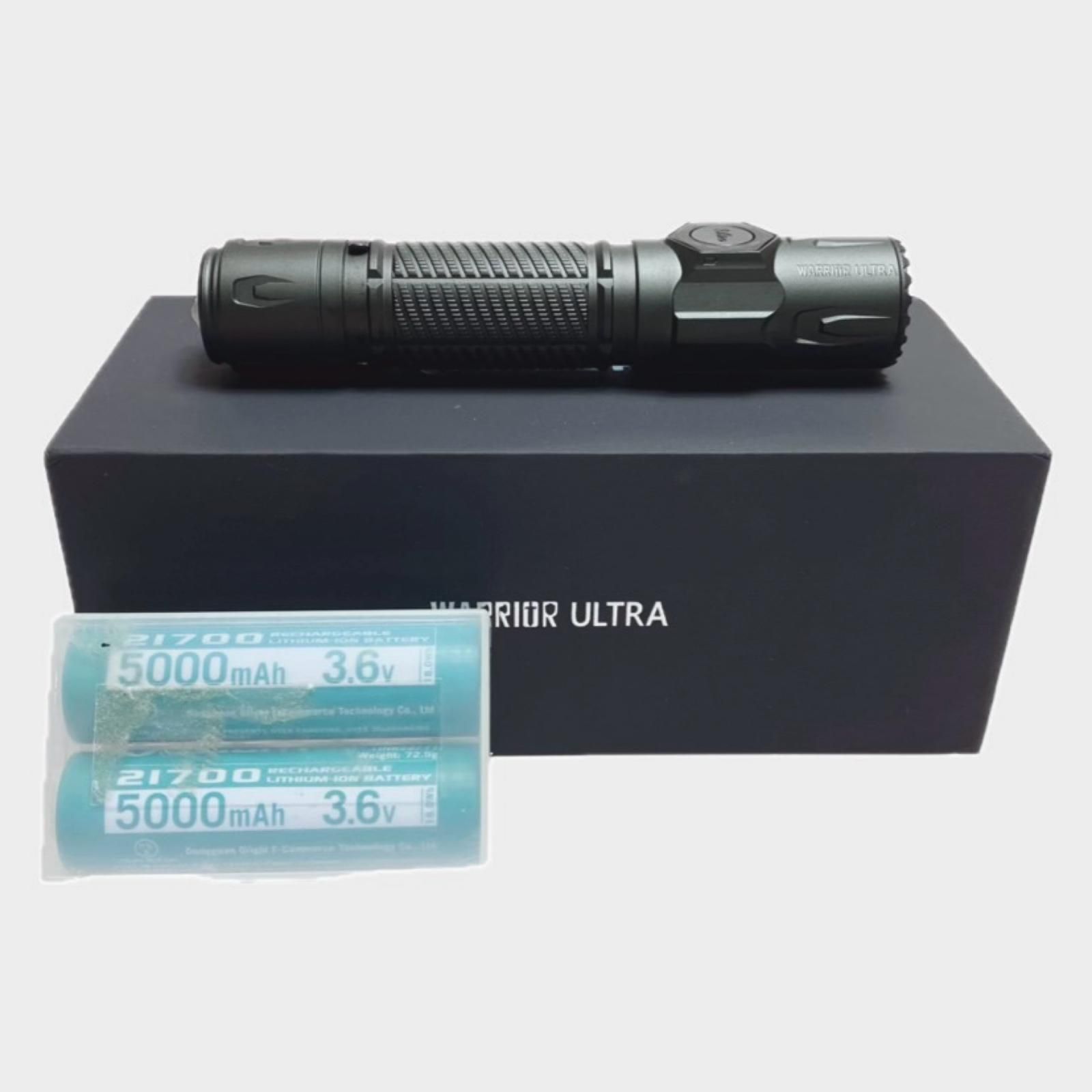 §§OLIGHT LEDフラッシュライト 箱イタミ有 程度A マグネットケーブル 充電池 ケース 外 WARRIOR ULTRA