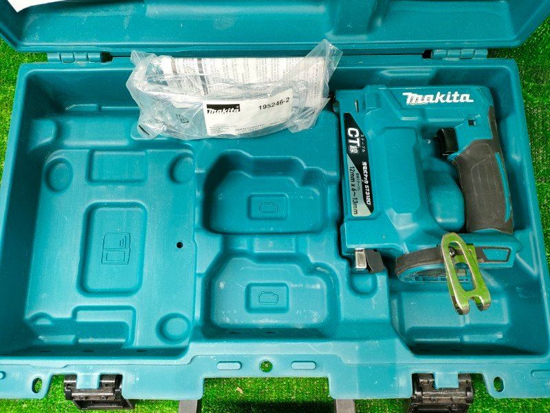 マキタ 充電式タッカ CT線 本体のみ バッテリー 充電器別売 ST 312 D 18 V