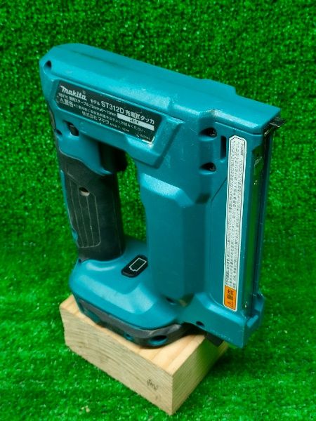  マキタ 充電式タッカ CT線 本体のみ バッテリー 充電器別売 ST 312 D 18 V その他 電動工具 エア工具