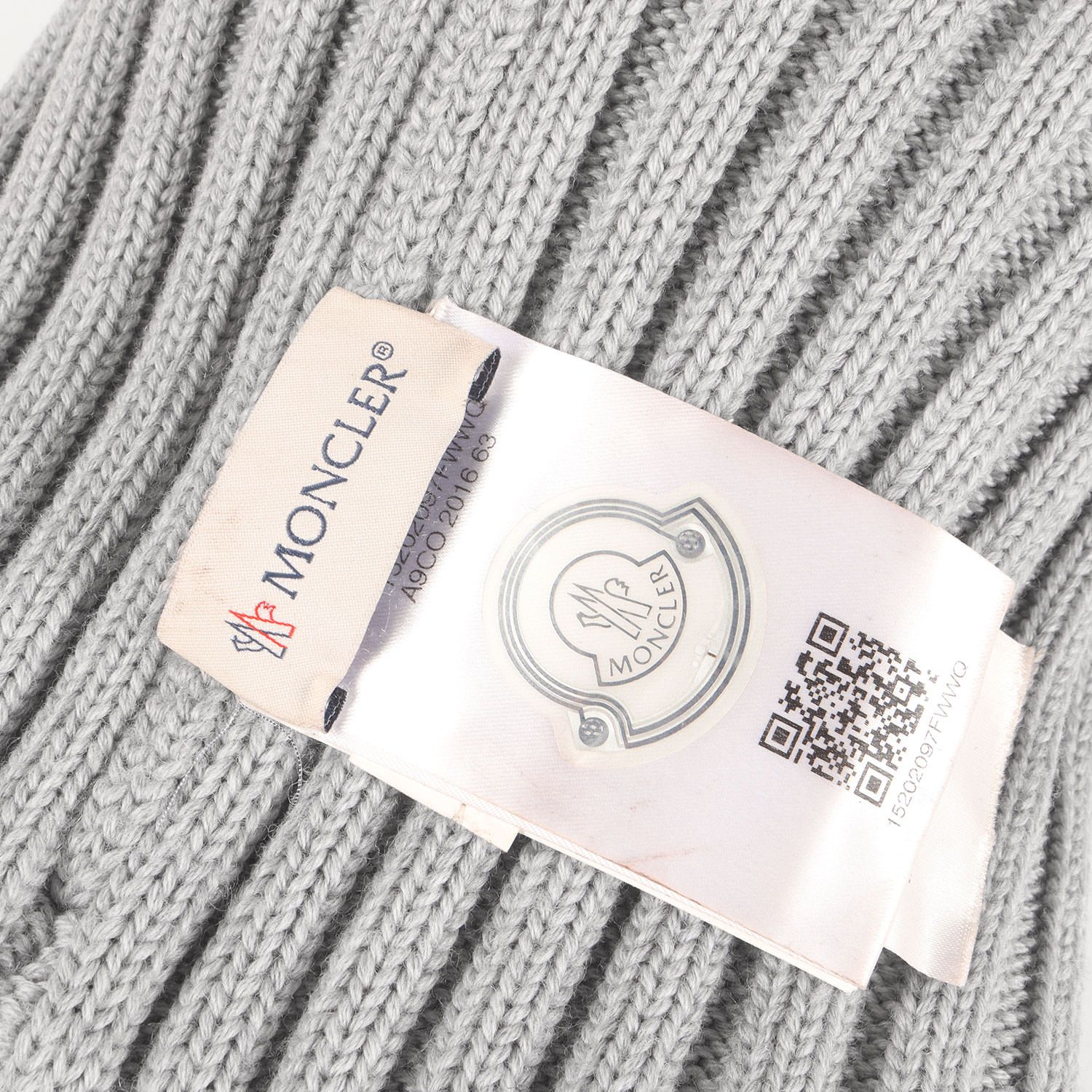 MONCLER モンクレール ビーニー | フォックスファー ボンボン付き 