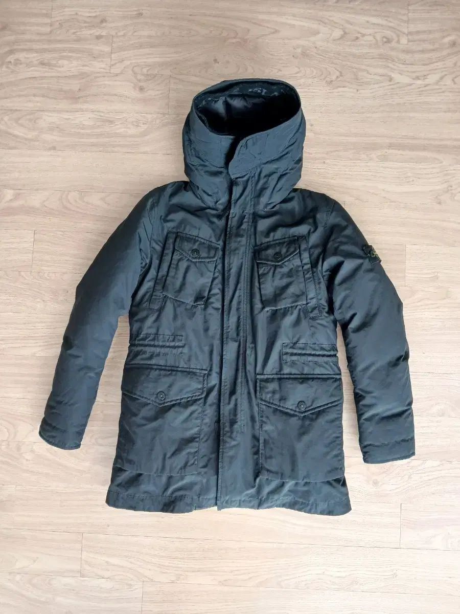 ストーンアイランド ジュニア キッズ ダウン ジャケット