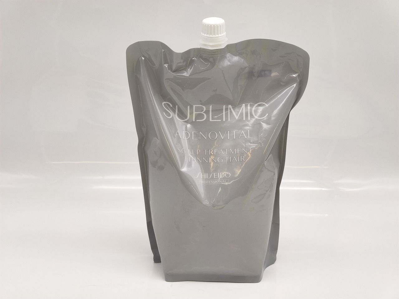 インボイス対応 資生堂 アデノバイタル スカルプトリートメント つめかえ用 1800 g その1