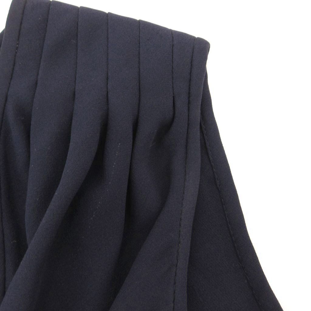  ヴァレンティノ ヴァレンチノ ノースリーブカットソー カシュクール 8 紺 ネイビー Vネック GV GY 53 半袖(Tシャツ) Tシャツ カットソー