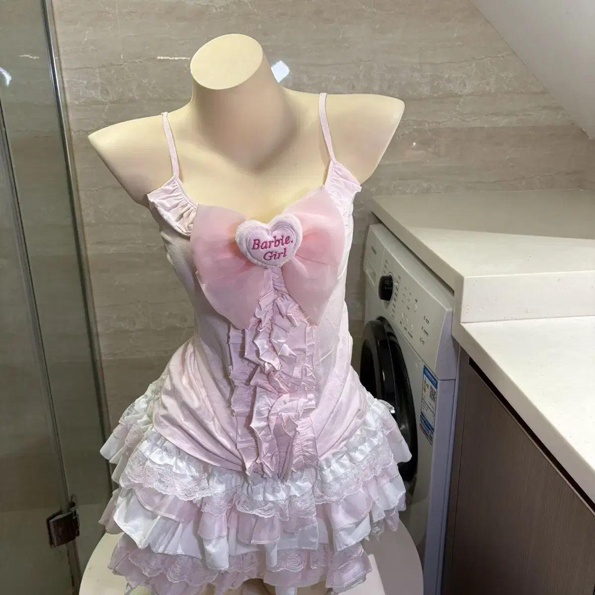 달콤ファーボール リー クロップド フード ジップアップ キャミソール スカート セット